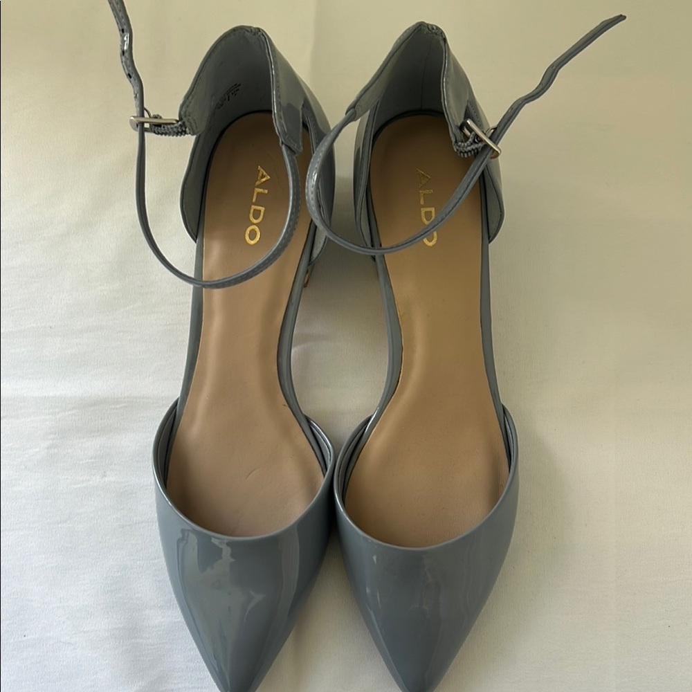 Aldo Women's Glossy Gray Pointed Heels